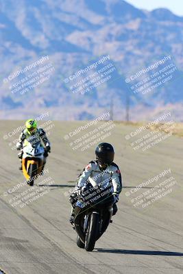 media/Jan-08-2022-SoCal Trackdays (Sat) [[1ec2777125]]/Turn 10 Backside (930am)/